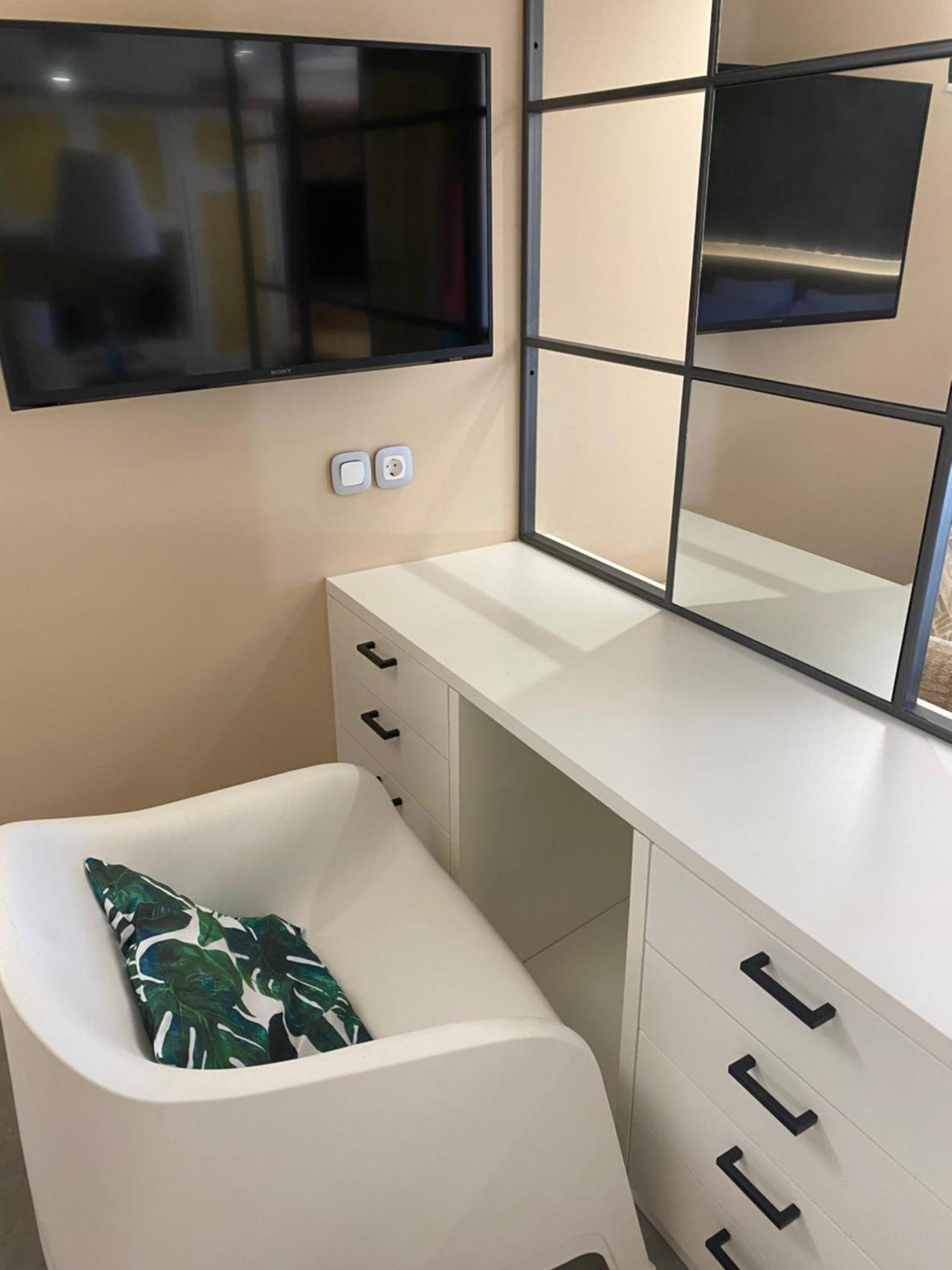 شقة Papaduke House كاليفيس الغرفة الصورة